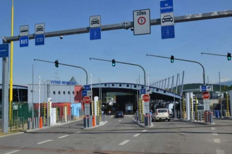 Пасажиропотік через кордон України за тиждень зріс ще на 1,3%