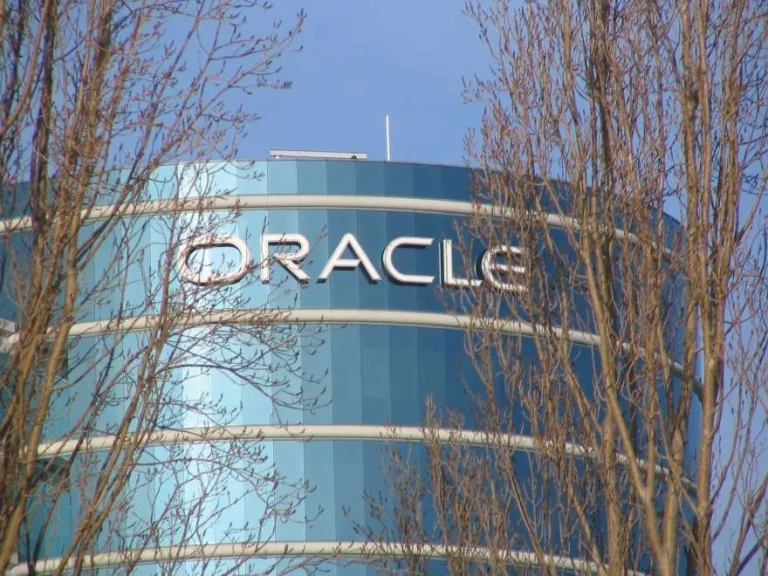 Oracle збільшила квартальний чистий прибуток більш ніж у півтора раза
