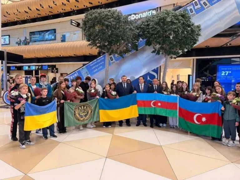 Азербайджан прийняв на реабілітацію ще 30 дітей з Харківської та Херсонської областей